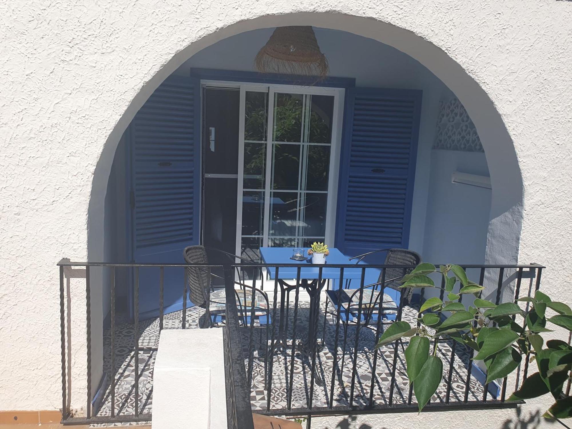 Hostal Mi Campana Denia Exterior photo